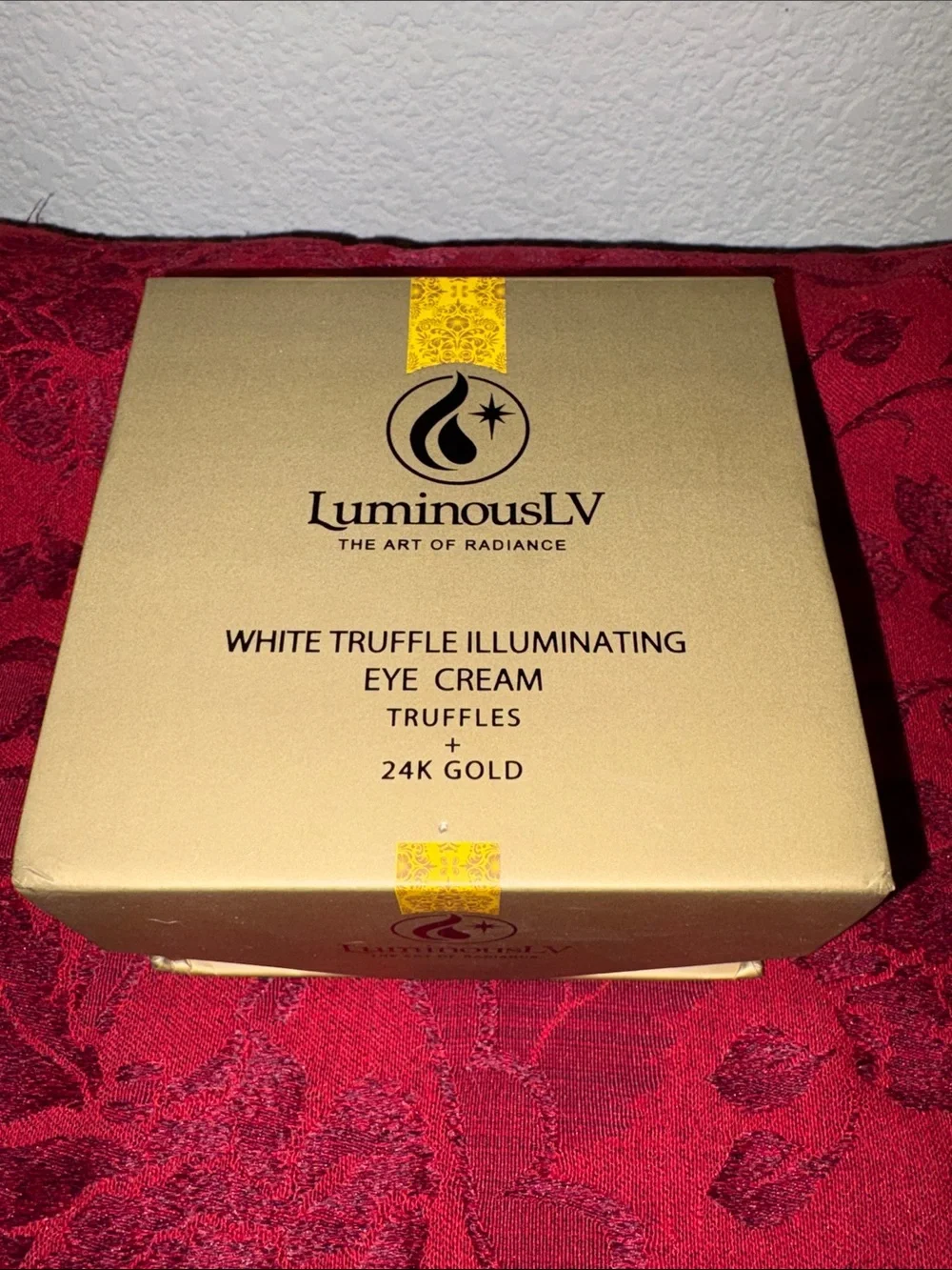 Luminous LV Illuminating Eye Cream